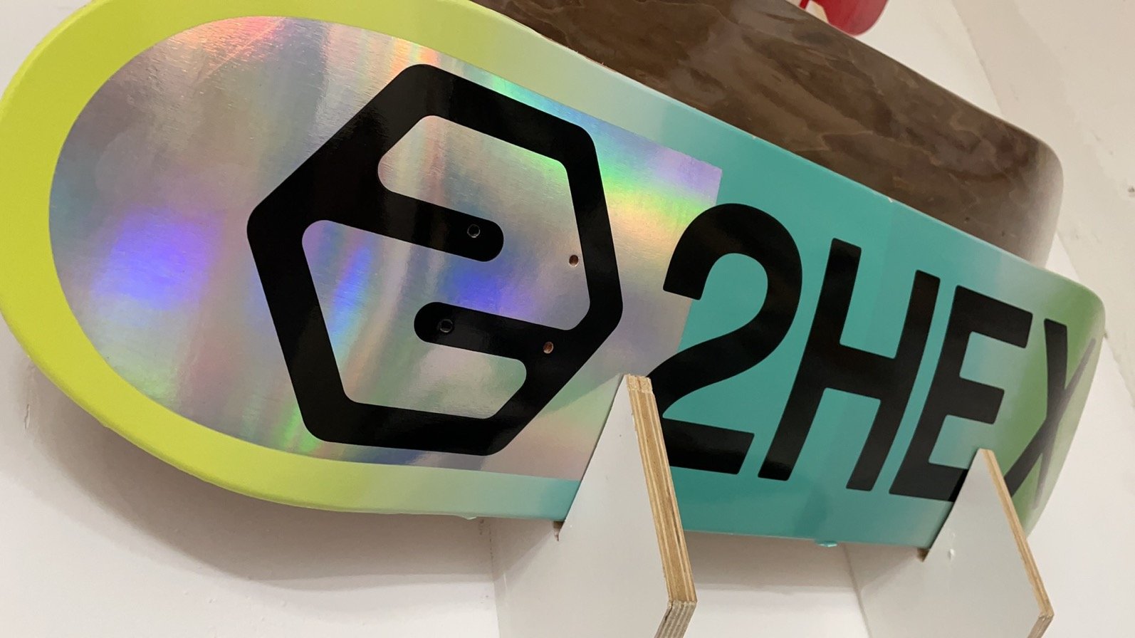 skateboard foil