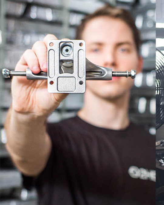 Skateboard Truck Factory 1
